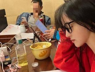155fun传送门，黑料重现：你以为门口的瓜就很简单吗？