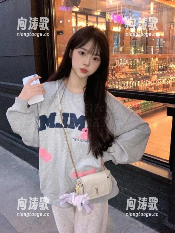 17c吃瓜 永久都在17c吃瓜,瓜皮都快扫到天边去了!