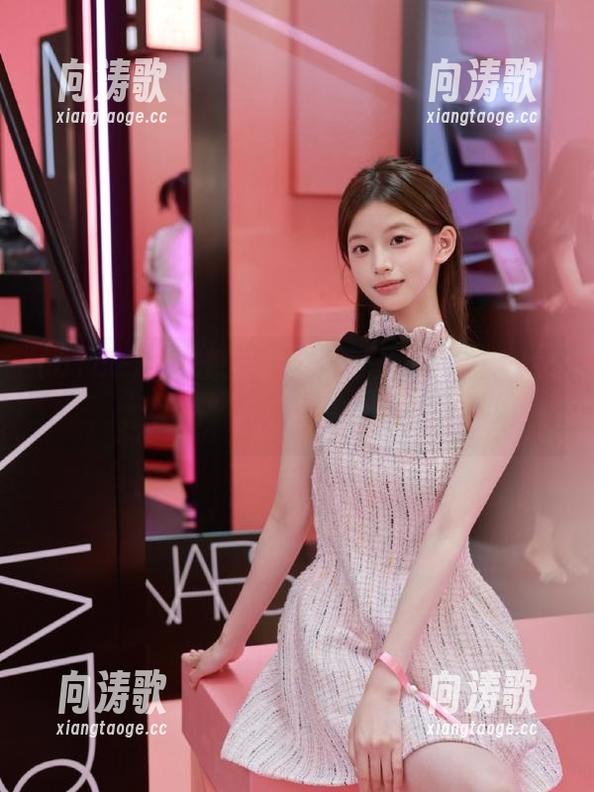 本来想正经点，结果在“51cc.com”导航下迷失了…