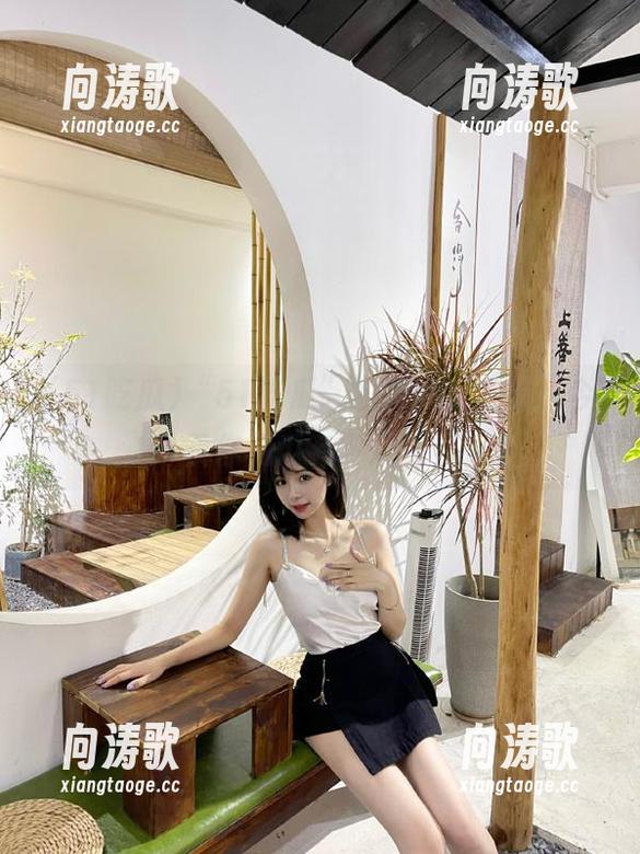 “51吃瓜”的视频又来啦，今天你和瓜有多近呢？