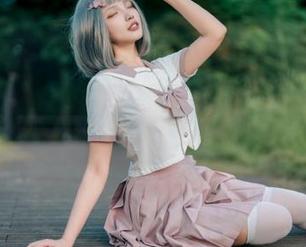 被冷萌的瓜搞得毛骨悚然？快来下载51吃瓜网app，我们为你送上一口好瓜！
