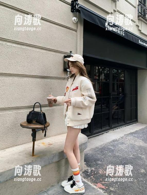 51热门 来“51热门”,轻松看免费吃瓜视频,消磨无聊时光!