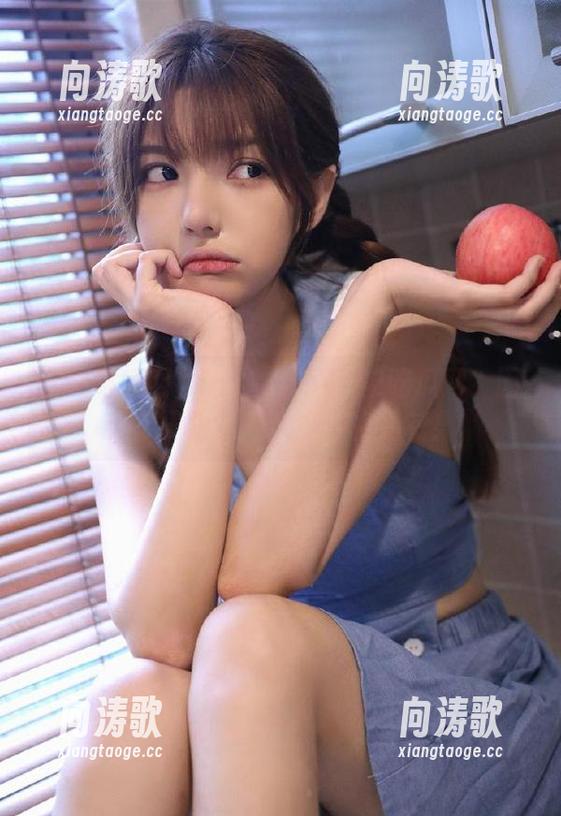 52吃瓜网 为什么要下载52吃瓜网?因为瓜田里从不缺少惊艳的花!