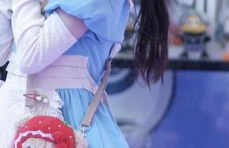 跟着万篇长征-黑料不打烊668.su的传送门，和宜家女一起体验‘我只来买一颗螺丝钉’的终极挑战！