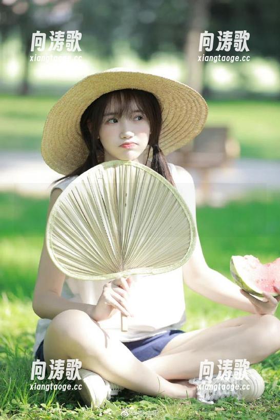 911吃瓜 听说911吃瓜苹果版有人吃瓜后慌忙藏手机,发生了什么?