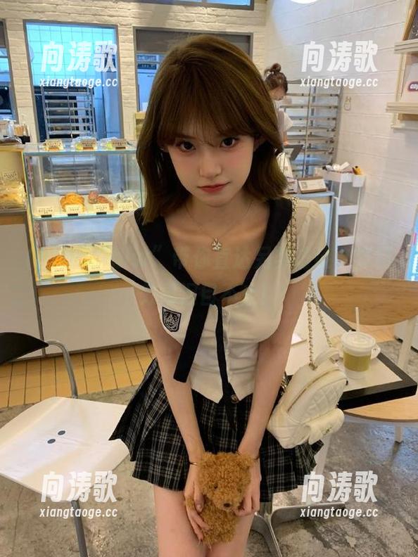 hlw “hlw”带你直达另类访谈,节目效果泪目不止!