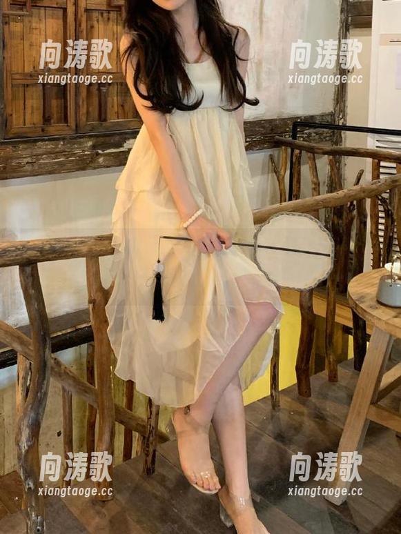 hlw 就我一个人觉得,每次登录hlw都像做了一场奇怪的梦吗?