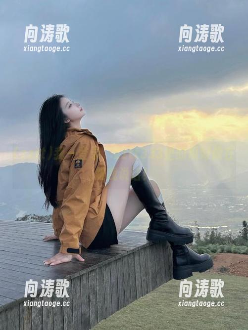 zztt 我一登录,zztt333里的瓜好像在跟我说话!