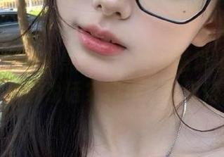 更新！黑料zzztt居然说小何的猫会真的说话？我真不敢相信！