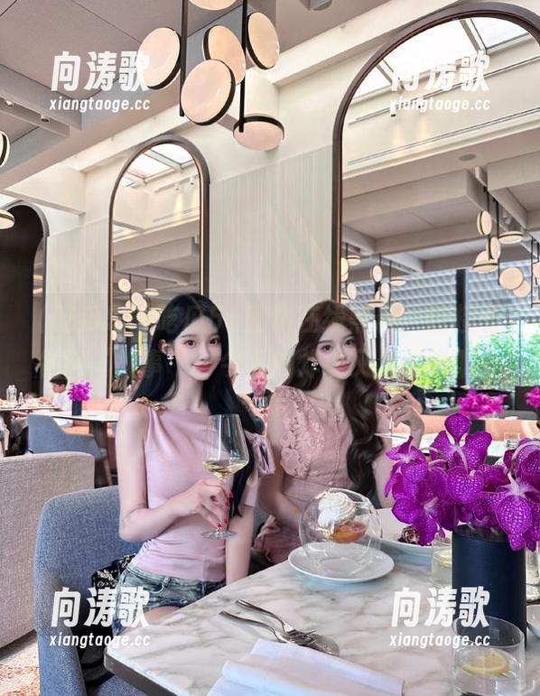 吃瓜51 吃瓜51直达在线黑料,连接着各种“故事”,今天的炸裂又怎么说呢?