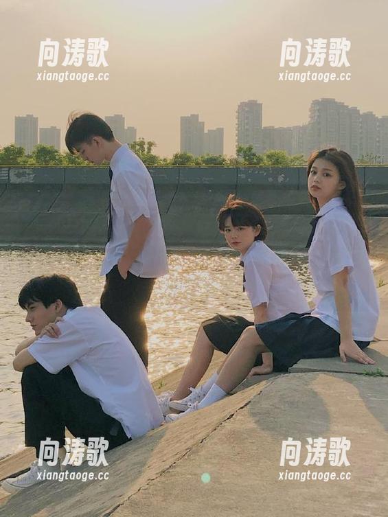 等等，吃瓜不打烊传送门，八卦毁三观又何妨，反正大家都习惯掉链子了！