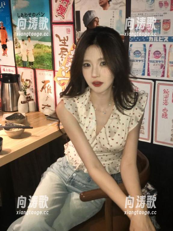 黑料来临，点击它的链接，感觉像是在无尽的吃瓜不打烊派对中！