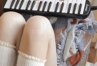 www.51cg.fun吃瓜网入口在哪里？想吃瓜的我好心急