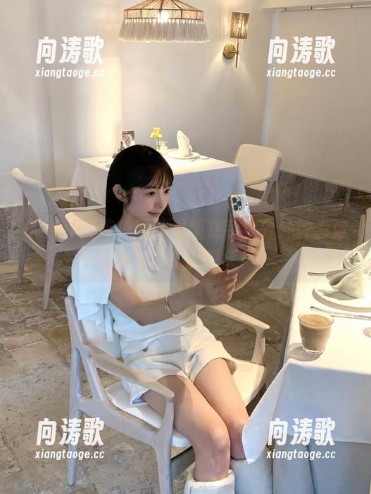 吃瓜网苹果版在手，分分钟为你揭开大瓜的悬念！
