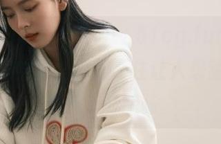 下载“www.51cg.fun吃瓜网”，瓜虽然酸，却忍不住让人想舔一口这种八卦的滋味。