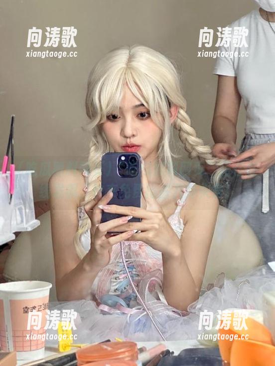 吃瓜黑料网页 “吃瓜黑料网页”正在在线发飙,快来免费抢占八卦头条!
