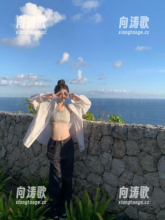 吃瓜新手看过来，扒哥黑料下载入口在这里，真心不想告诉你们太多。