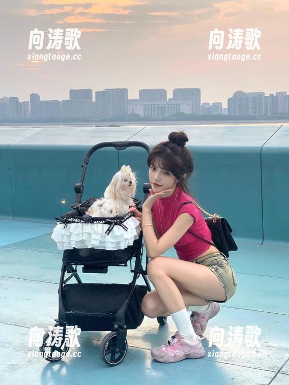 扒哥黑料 扒哥黑料:没链接,你就是个普通人,快下载一波翻身!