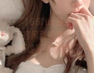“166fun热点黑料”入口在哪里？真以为官网就能找到所有八卦啊，这攻略该写得多长才行～