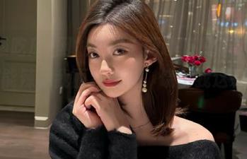 网址中的“网曝吃瓜”，每条瓜都能辣到我面红耳热，饶了我这颗脆弱的心！
