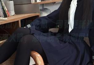 网曝吃瓜，网页更新速度如同坐火箭，急得我半夜刷屏！
