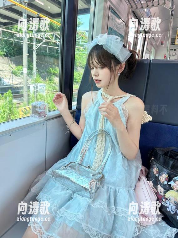 要正能量就得下载“黑料不打烊”，吃瓜吃到心情UP！