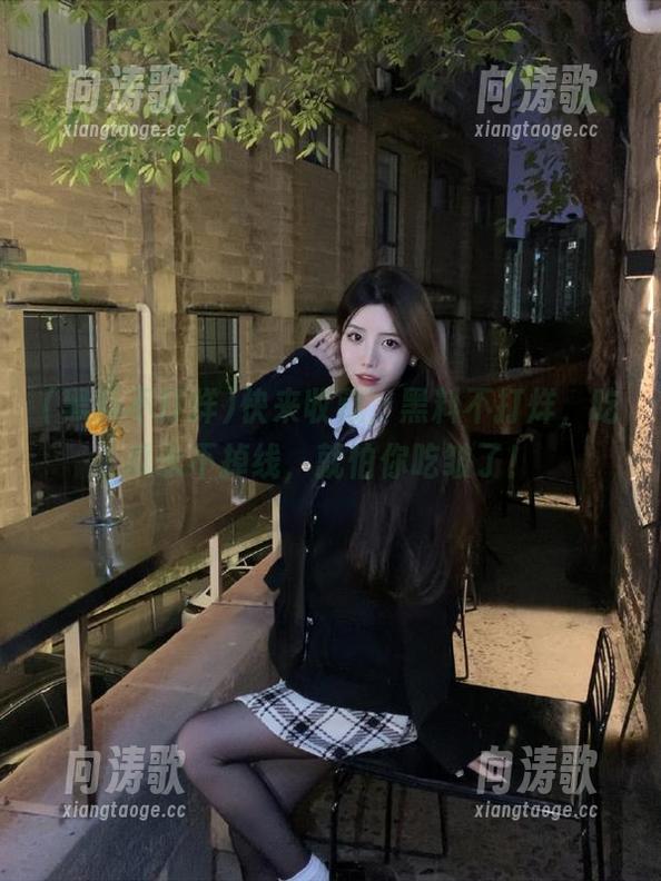 快来收藏，黑料不打烊，吃瓜永不掉线，就怕你吃皱了！