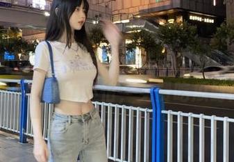 黑料不打烊苹果版：该来的总是要来，不怕不怕，免费吃瓜时间到！
