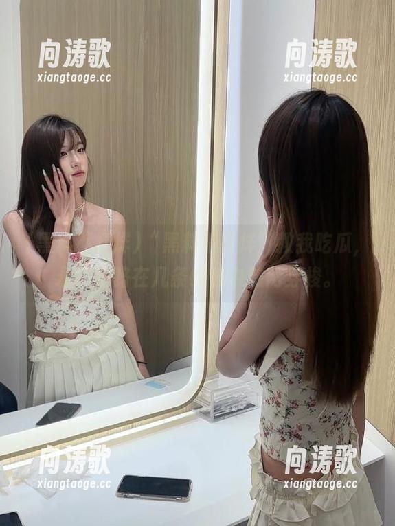 黑料不打烊 “黑料不打烊”教我吃瓜,永不迷路在几条线索中悠闲穿梭。