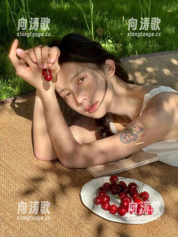 黑料不打烊 xgg.su黑料不打烊,网页边缘的你心里默念“带我走”。