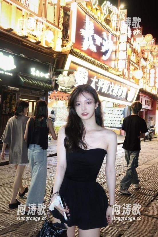 黑料吃瓜网站 听说国产黑料吃瓜网站的资源好得夸,真让人堪忧。