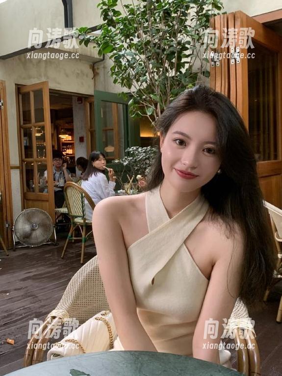 黑料社区 不怕刷屏,就怕资源找不到,黑料社区在线给你想要的一切,嘿嘿~