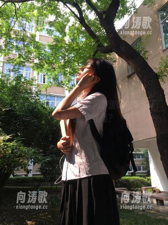 黑料网 “黑料网”官网靠谱吗?下载了会被气出内伤吗?