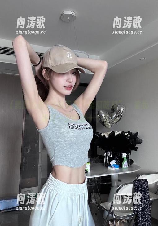 试试下载“黑瓜吃料”，看我如何一天吃掉十个瓜！